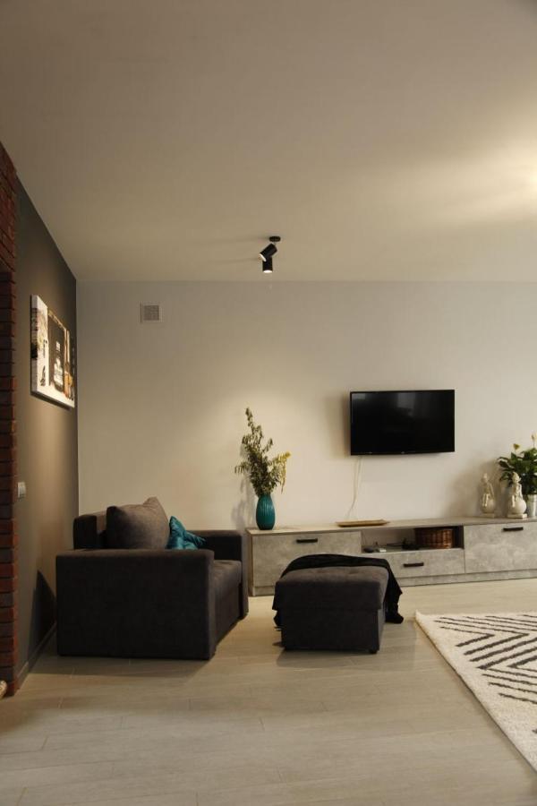 Uzhorod 3 Room Lovely House Buitenkant foto